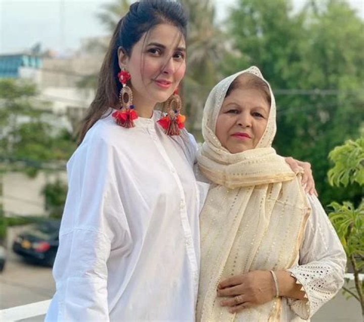 
Areeba Habib Height, Weight, Net Worth, Age, Birthday, Wikipedia, Who, Instagram, Biography 
