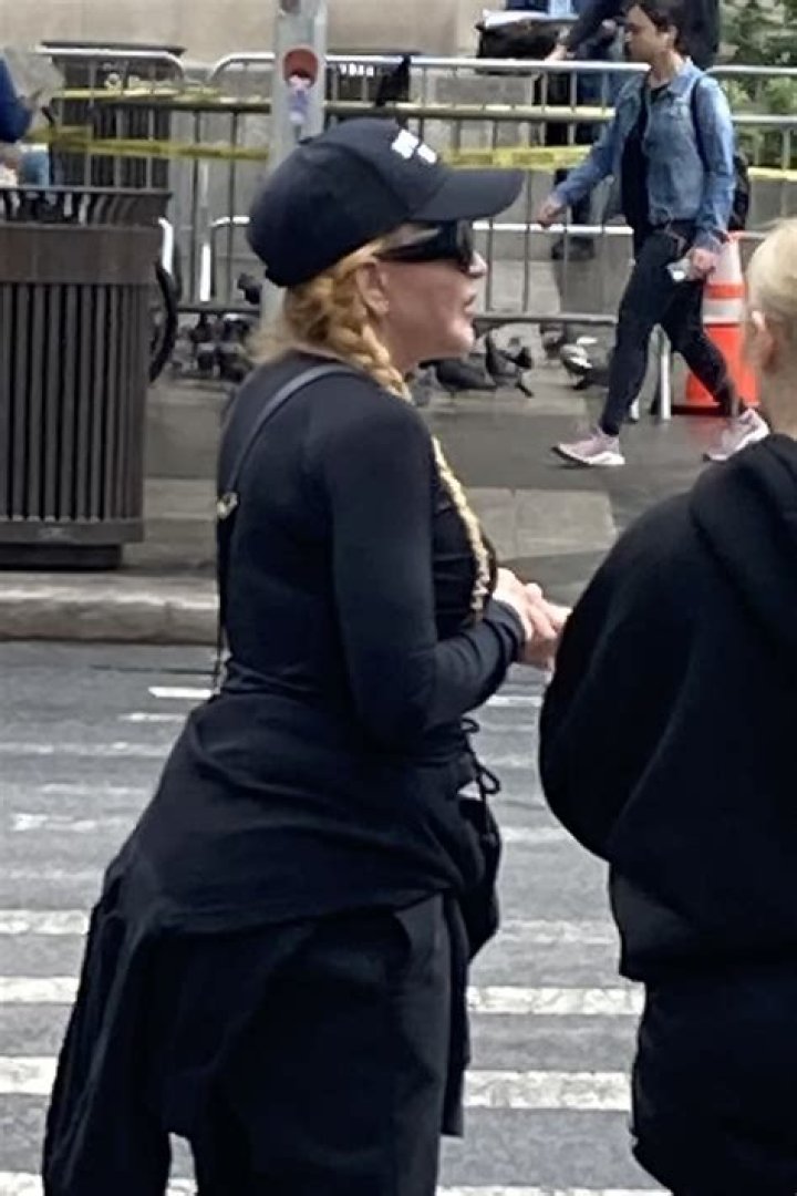 
Did Madonna die? Social media death hoax debunked 