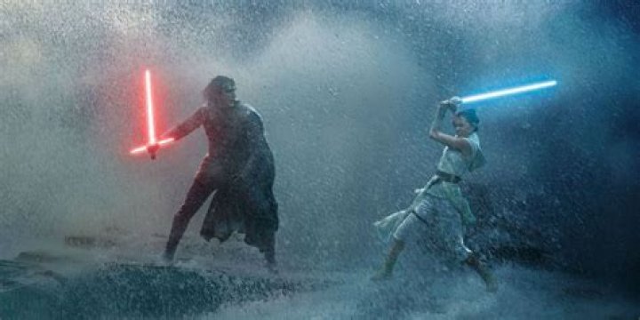 
Original Star Wars Episode 9 Director Addresses Possible Franchise Return 