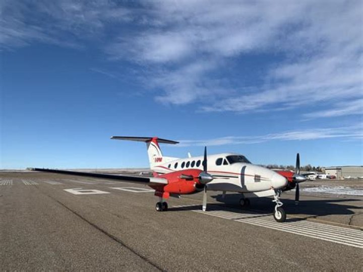
What is a BE20 aircraft? Plane crash in Little Rock, Arkansas kills 5 on board 